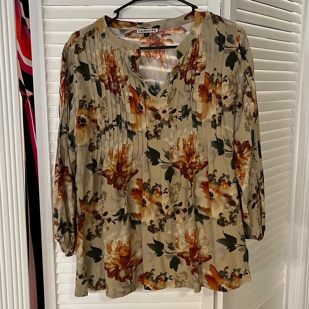 Fairhope Blouse - Picture 1 of 7